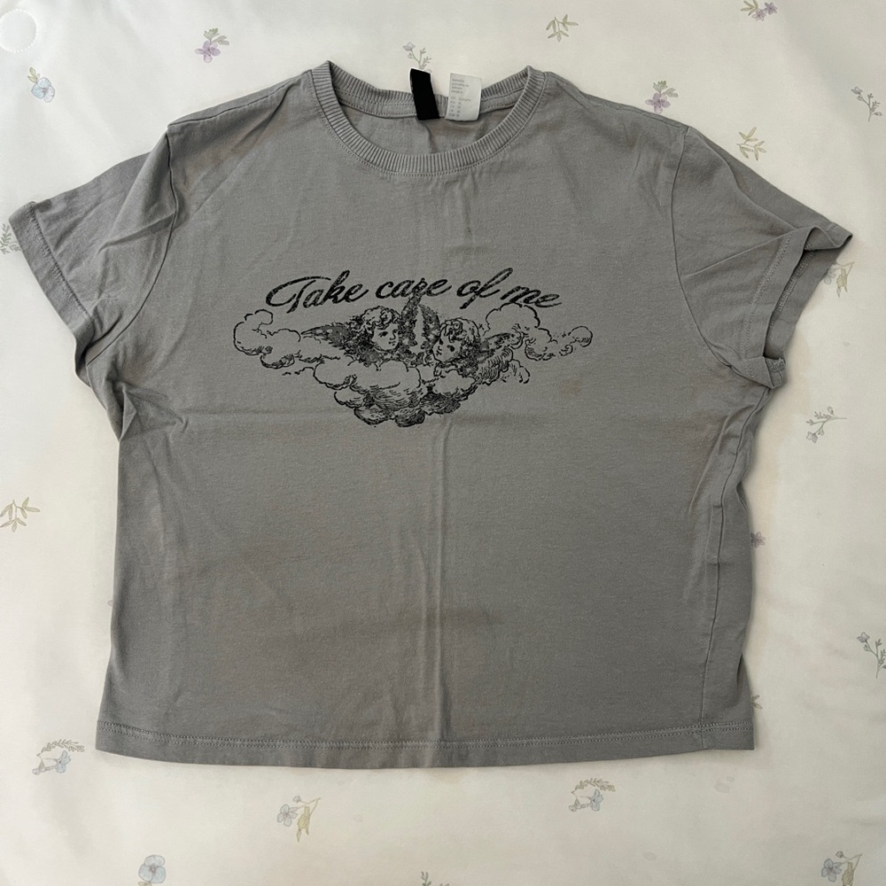 Forever 21 Gray Graphic Women's Top